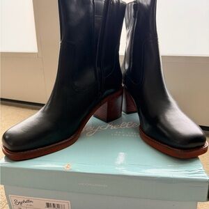 Seychelles Black Heeled Boots for Women